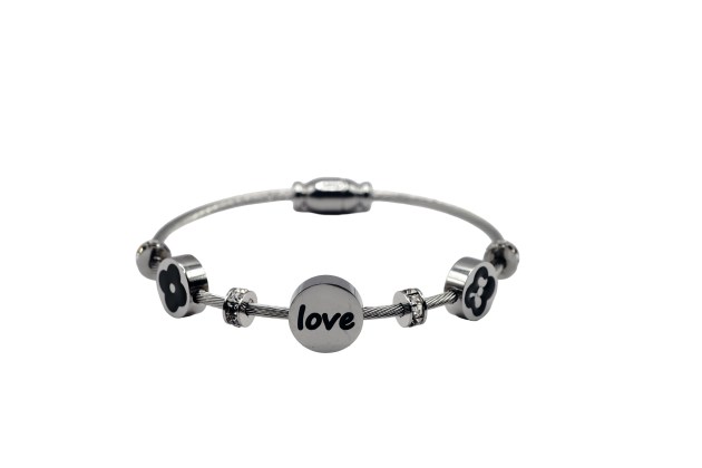 lovebracellets copy